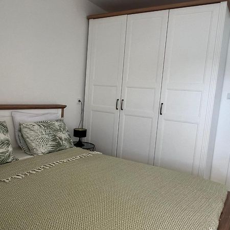 Azzure Apartment Улцинь Экстерьер фото