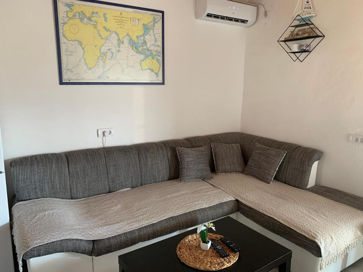 Azzure Apartment Улцинь Экстерьер фото