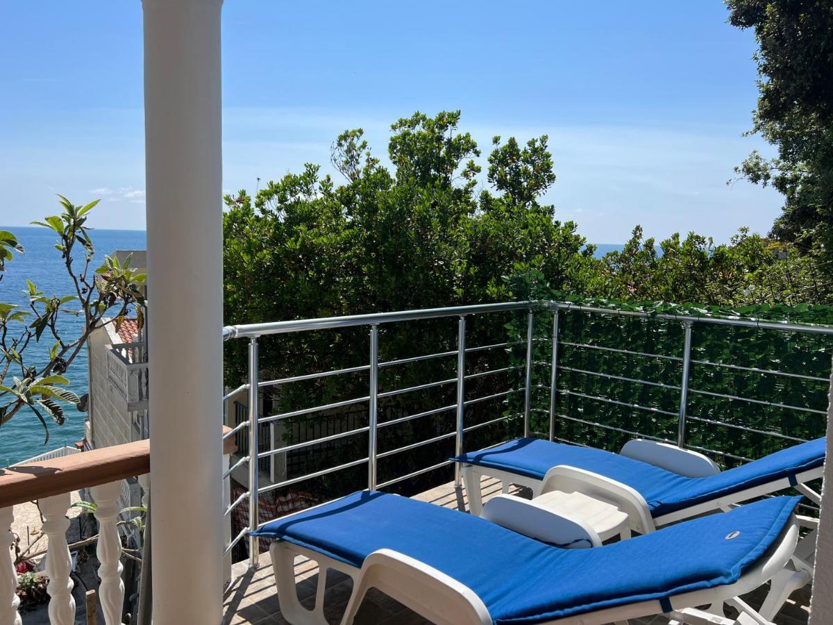 Azzure Apartment Улцинь Экстерьер фото
