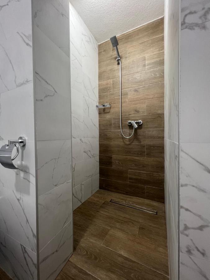 Azzure Apartment Улцинь Экстерьер фото