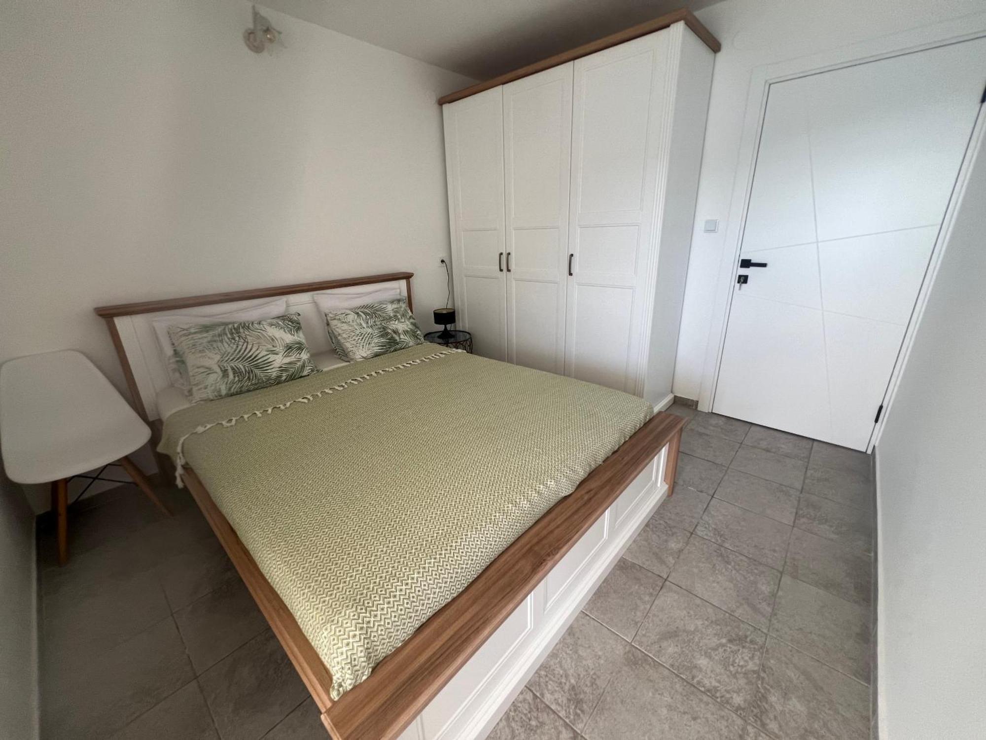 Azzure Apartment Улцинь Экстерьер фото